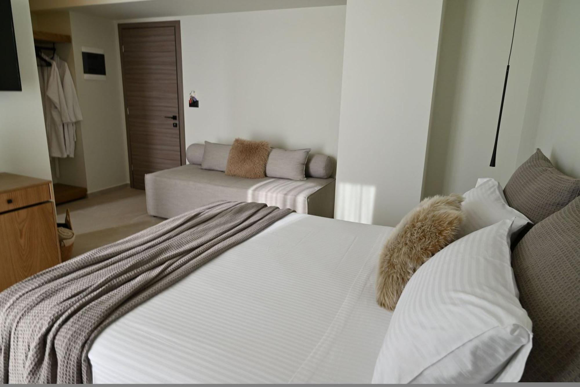Rhotheon Suites In Ialysos  Luaran gambar