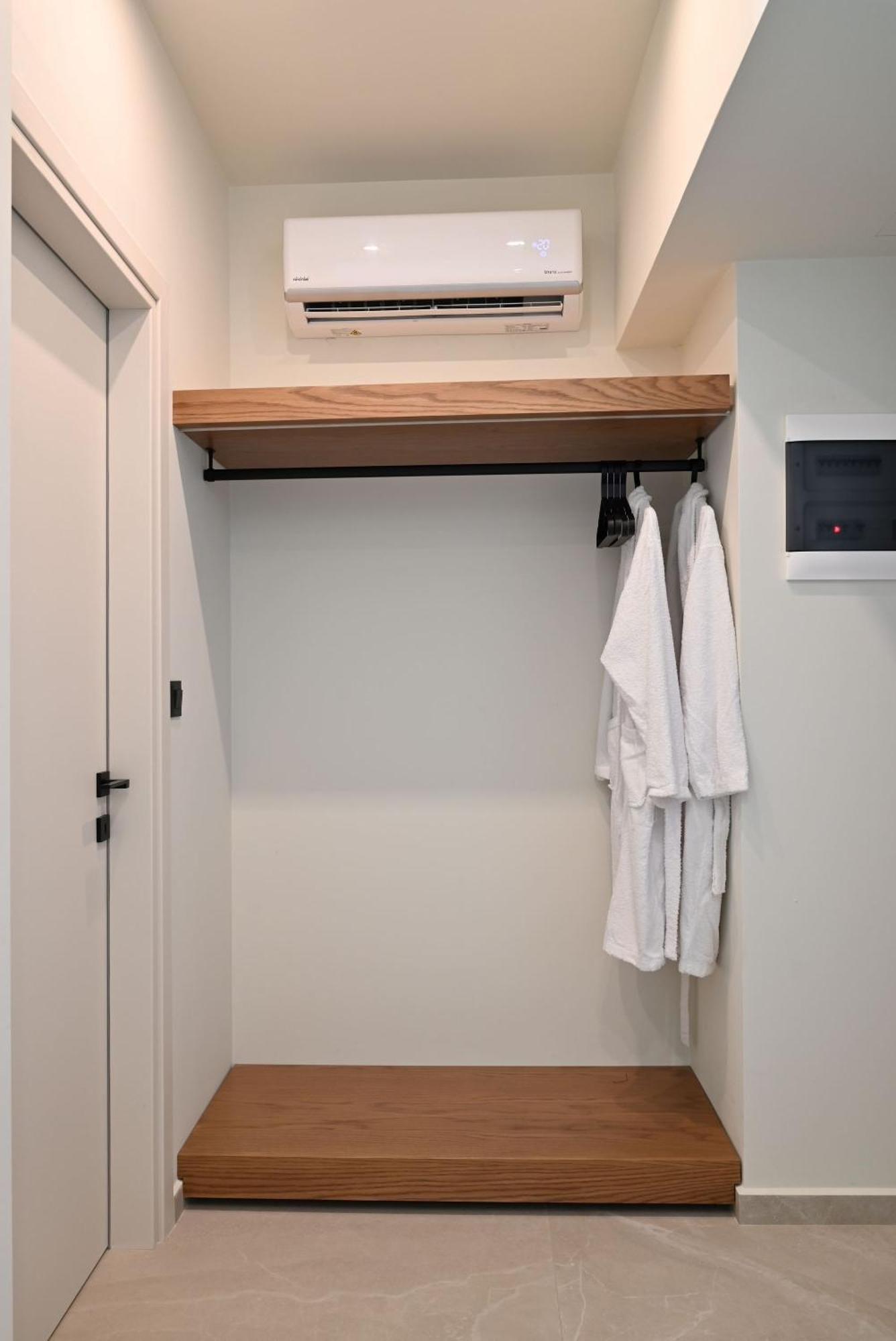 Rhotheon Suites In Ialysos  Luaran gambar